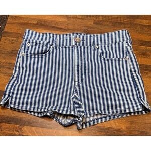 American Eagle classic stripped denim high rise shorts sz 10.  Next level stretc